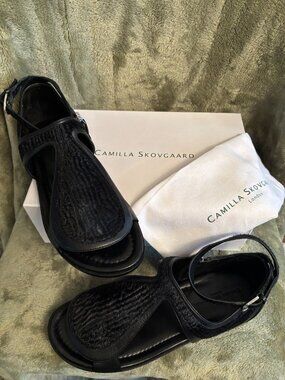Camilla Skovgaard Black Leather Fur-like Sandals (Women's Size: 11 US | 41 EU)